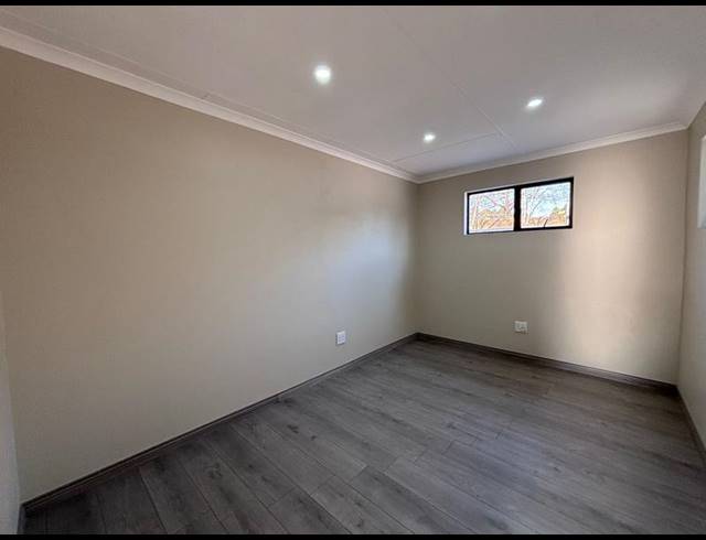 4 BEDROOM HOUSE FOR SALE IN FLORIDA PARK